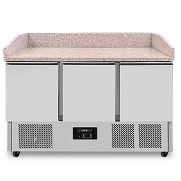 Pizza-Arbeitstisch | 350 L | 3 Türen (1/1 GN) | +2 °C bis +8 °C