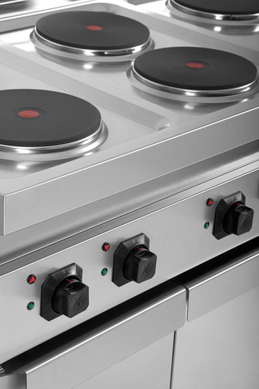 Elektroherd mit Türen 6 Kochplatten – E70C30-K