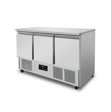 Kühltisch | 3 Türen (1/1 GN) | +2°C / +8°C | 137x70x85(h) cm