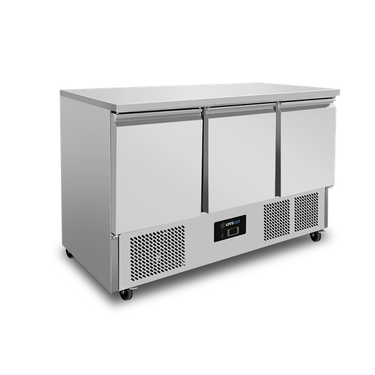 Soğutmalı çalışma tezgahı 3 kapılı (1/1 GN) +2°C / +8°C 137x70x85(h) cm