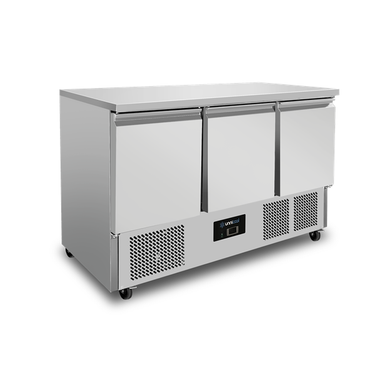 Kühltisch | 3 Türen (1/1 GN) | +2°C / +8°C | 137x70x85(h) cm